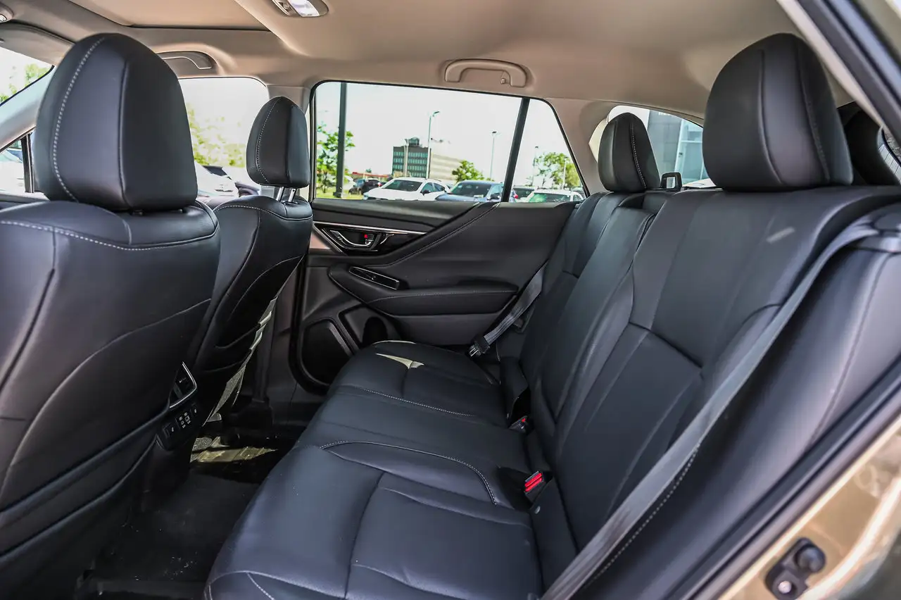 Subaru OUTBACK снимка Subaru OUTBACK