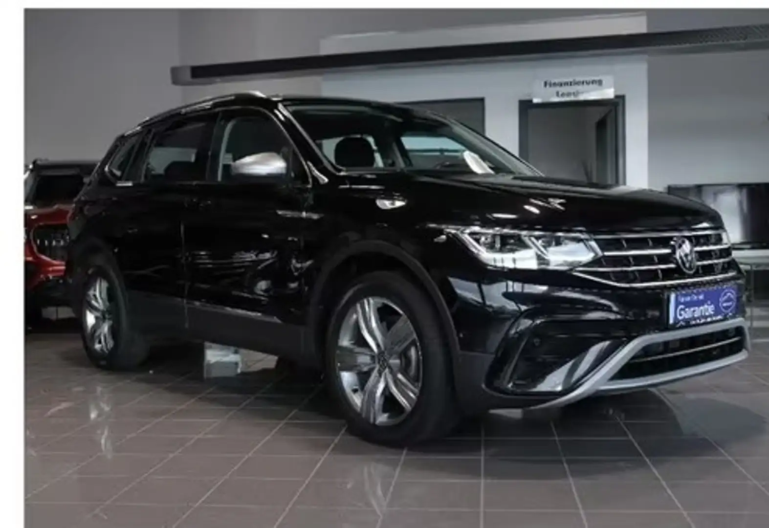 Volkswagen Tiguan Todoterreno Automático de 5 Puertas Schwarz - 1