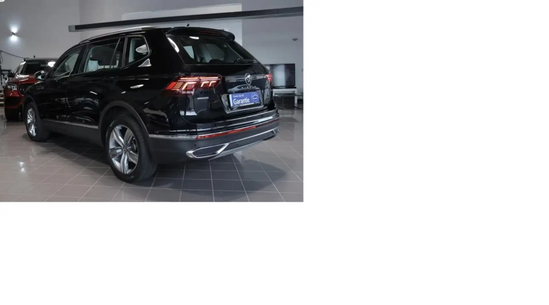 Volkswagen Tiguan Todoterreno Automático de 5 Puertas Schwarz - 2