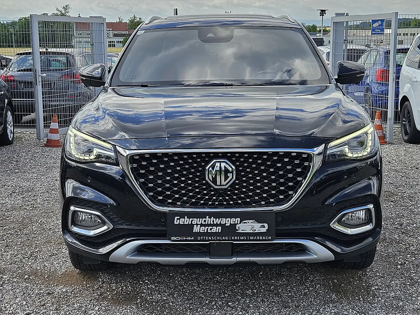 MG EHS 1,5T GDI PHEV Luxury Aut. Schwarz - 2