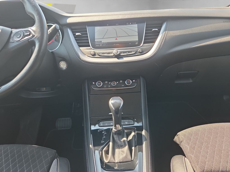 Opel Grandland X 1.2 Start/Stop Automatik Dynamic — photo 12