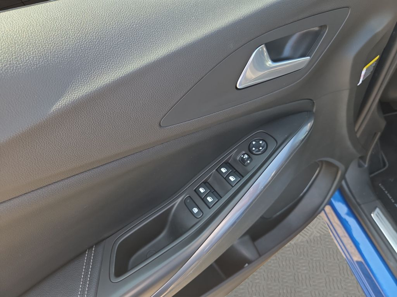 Opel Grandland X 1.2 Start/Stop Automatik Dynamic — photo 14