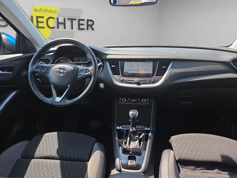 Opel Grandland X 1.2 Start/Stop Automatik Dynamic — photo 11