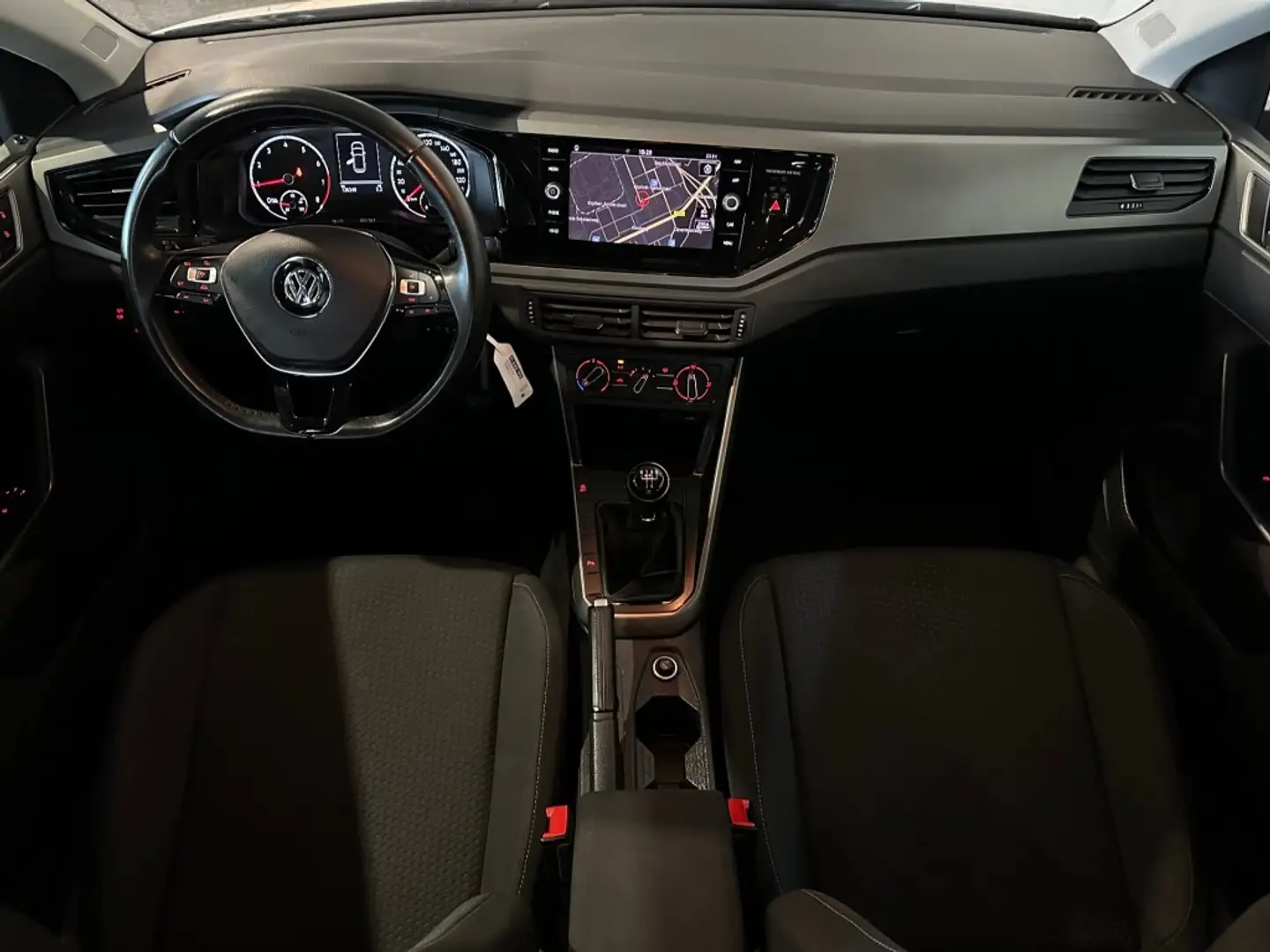 Volkswagen Polo 1.0 TSI HIGHL.BNSR RIJKLAAR l PDC l AIRCO l LMV l Blanc - 2