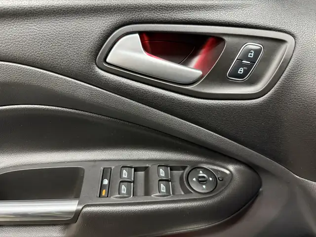 Ford Kuga view 21