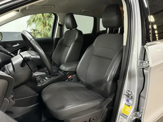 Ford Kuga view 10