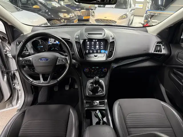 Ford Kuga view 11