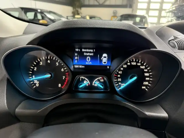 Ford Kuga view 17