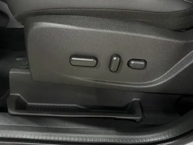 Ford Kuga view 25