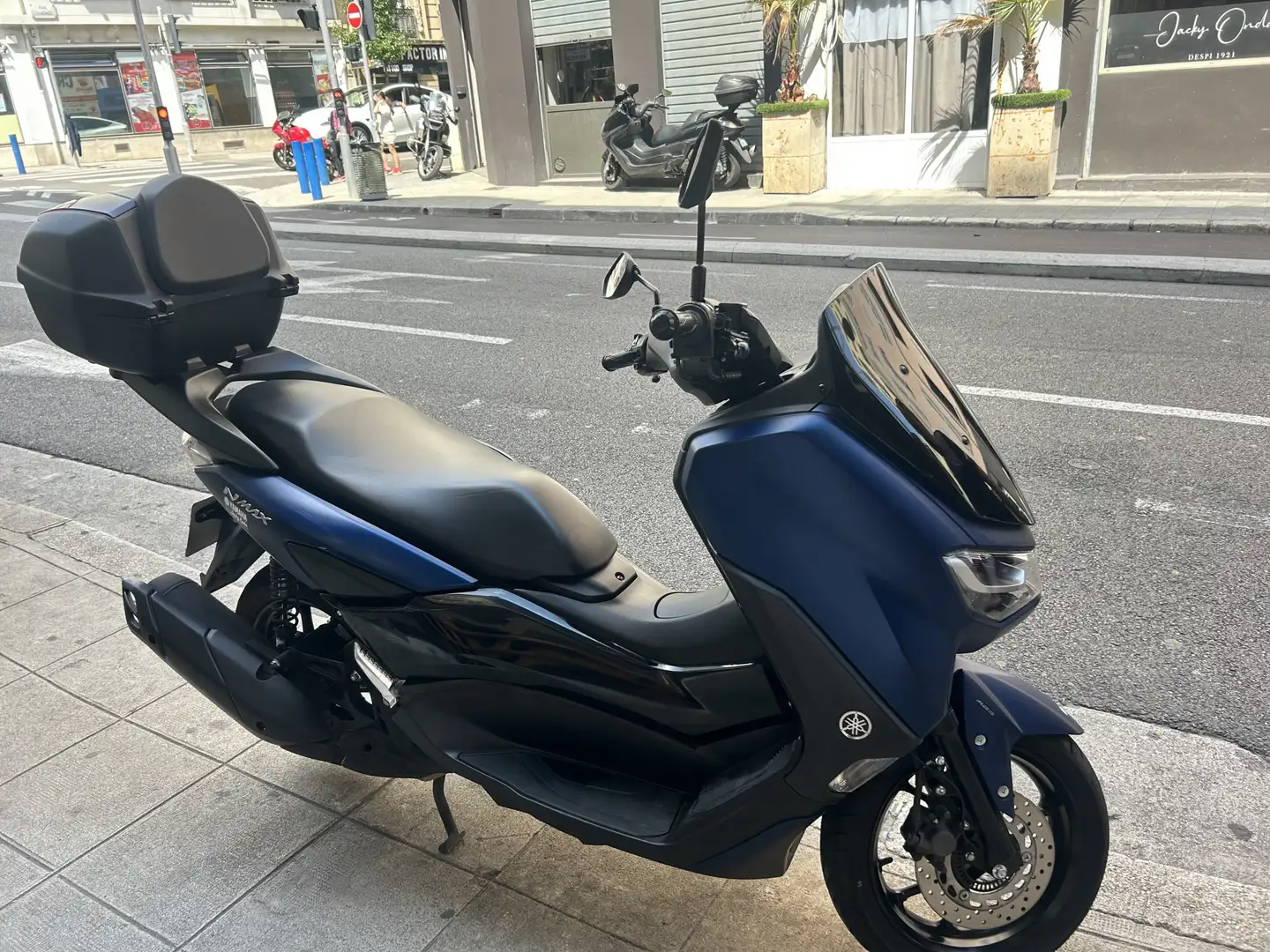 Yamaha NMAX Bleu - 1