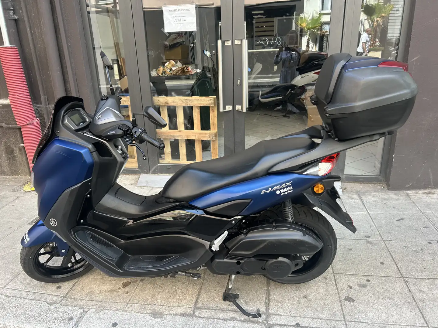 Yamaha NMAX Bleu - 2