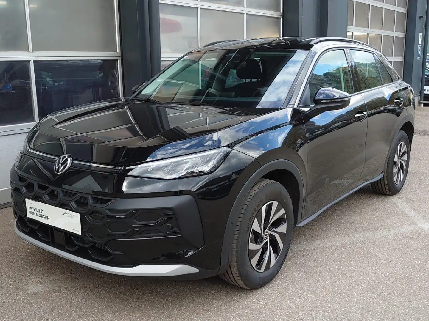 Volkswagen T-Roc 1.5 eTSI 85 kW Trend Schwarz - 1