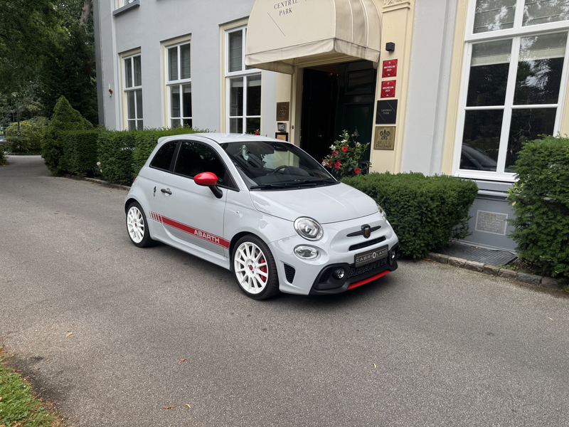 Abarth 595 Competizione 1.4 T-Jet 70th Anniversary, Sabelt