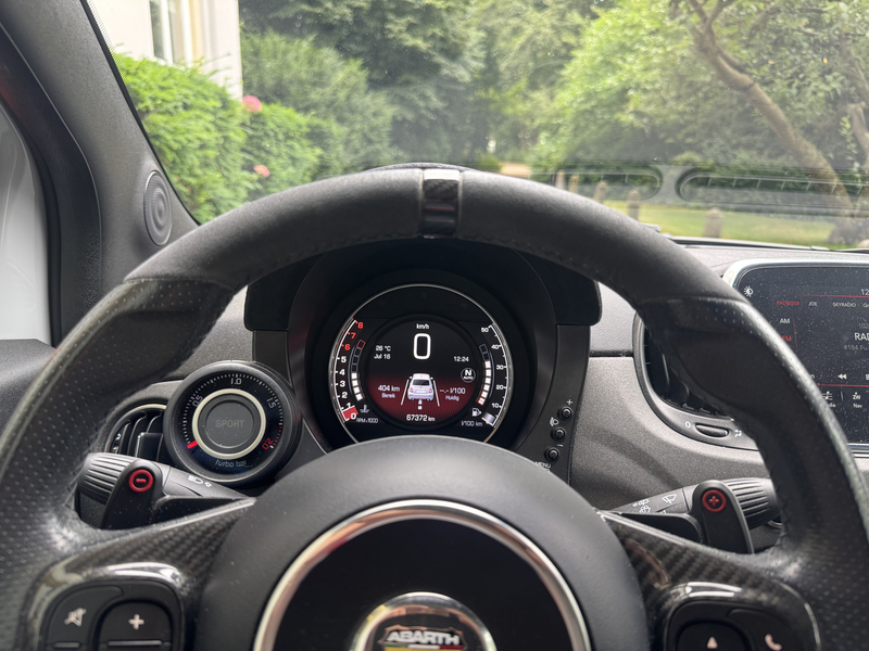 Abarth 595 Competizione 1.4 T-Jet 70th Anniversary, Sabelt — photo 7