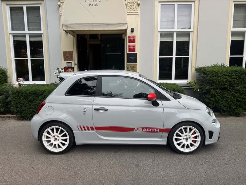 Abarth 595 Competizione 1.4 T-Jet 70th Anniversary, Sabelt — photo 2