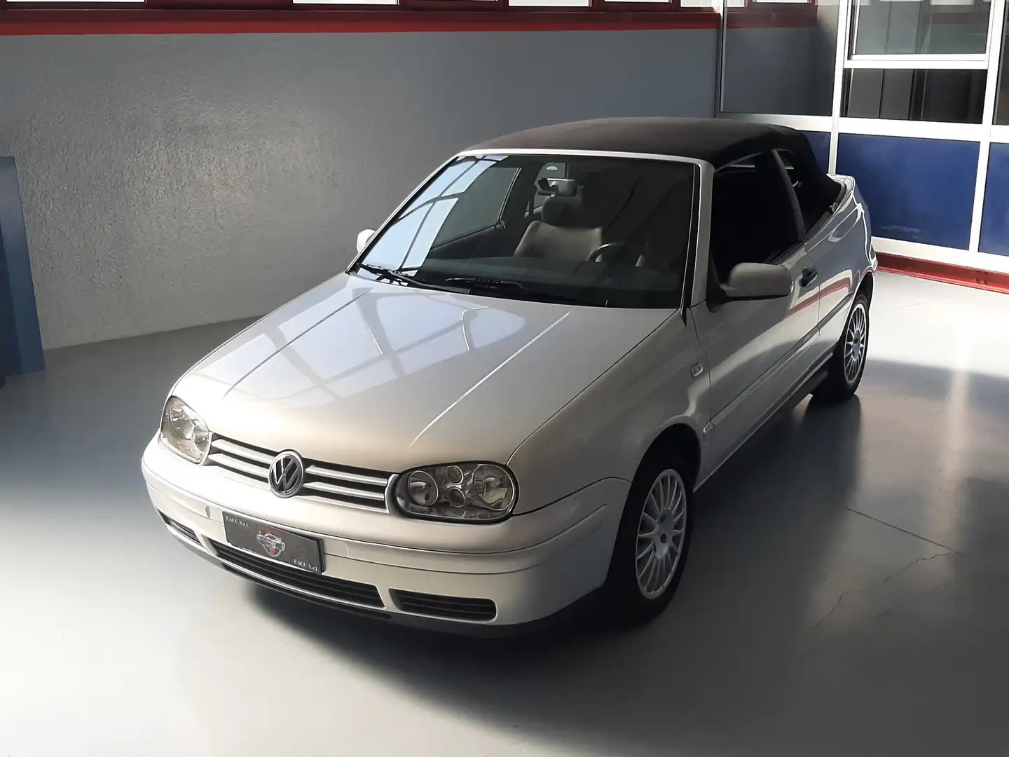 Volkswagen Golf Cabriolet Golf IV 1997 Cabrio Cabrio 1.6 Trendline Argento - 1