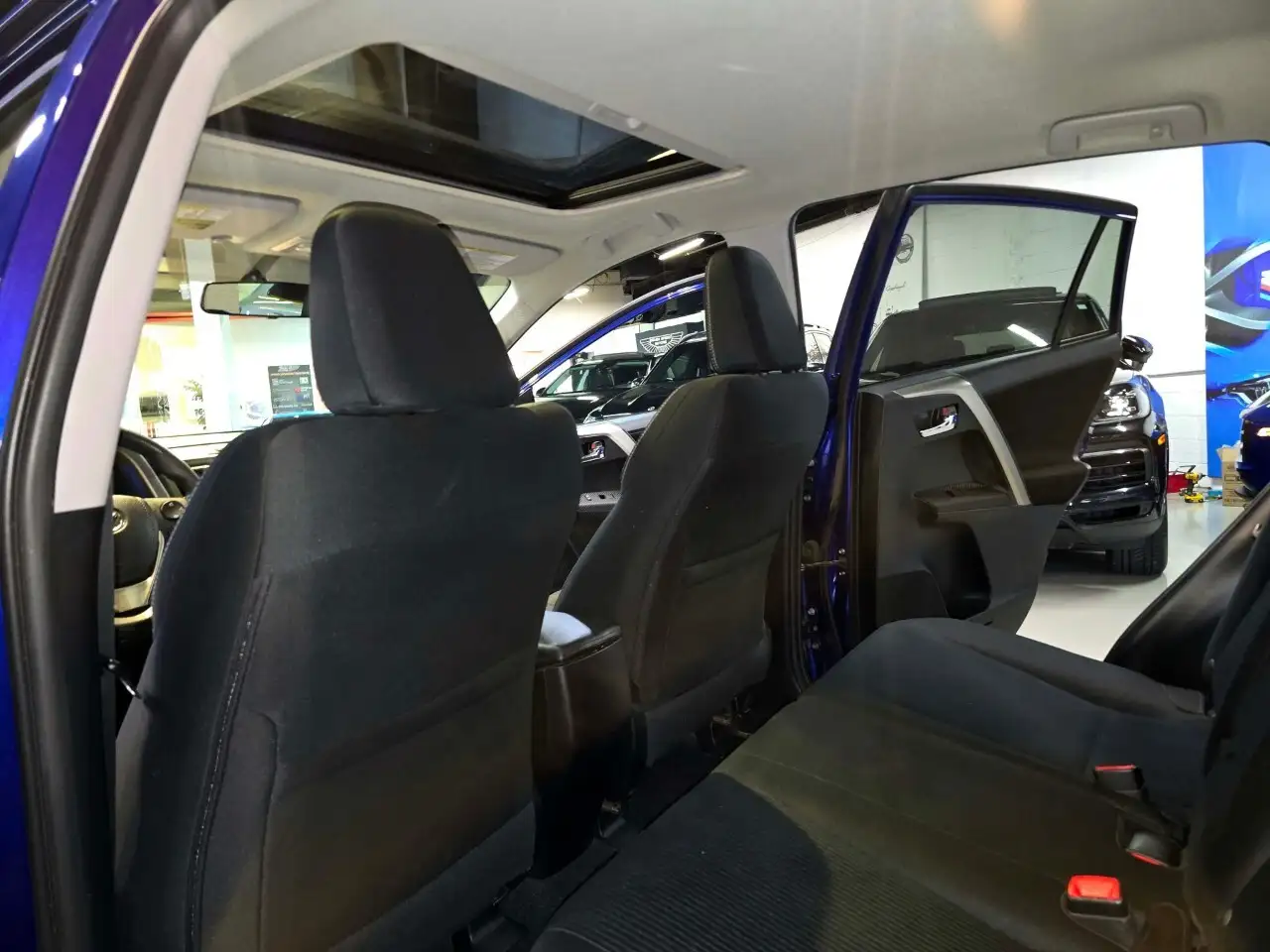 Toyota RAV 4 photo Toyota RAV 4
