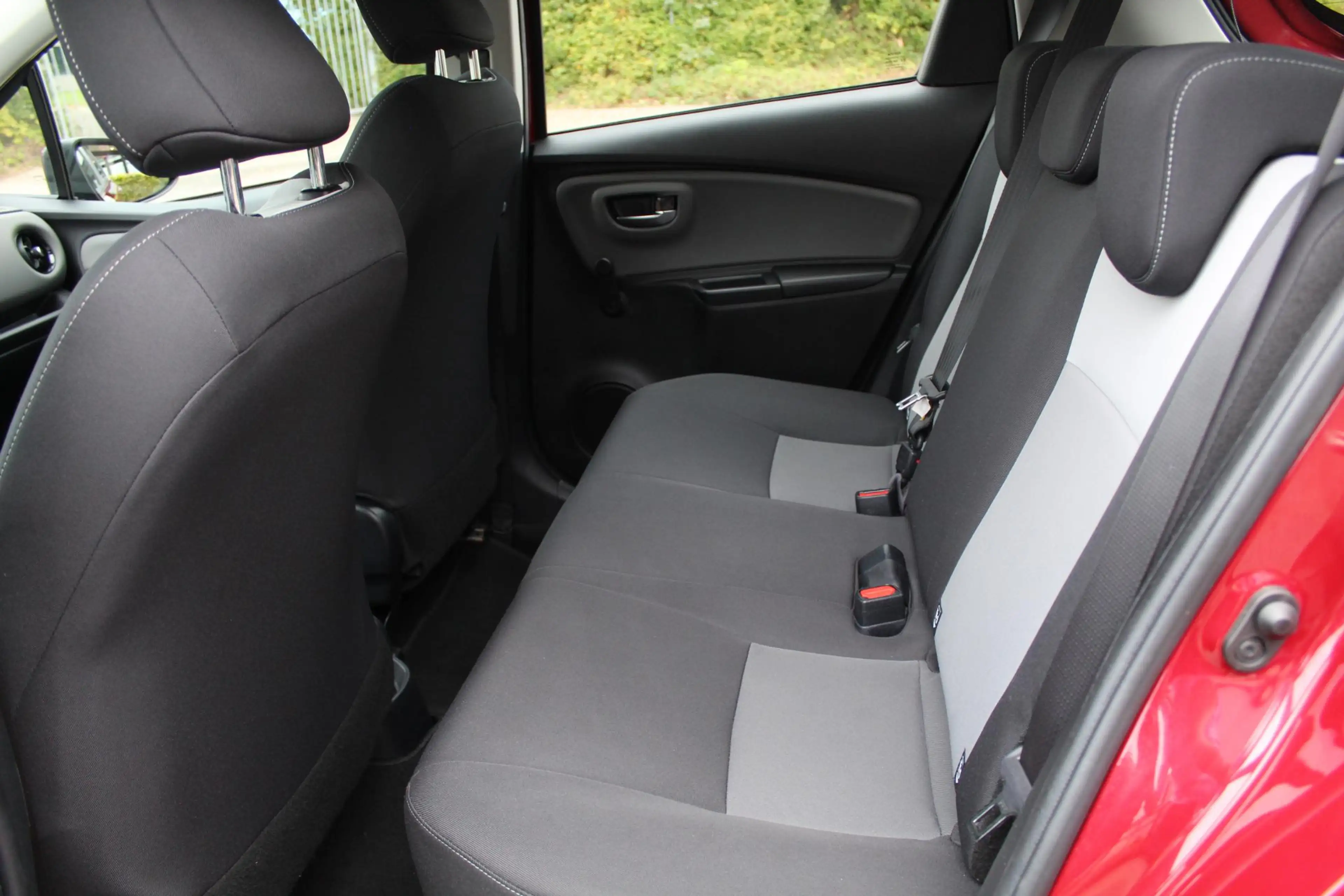 Toyota Yaris 1.5 VVT-i Aspiration | Trekhaak | Camera | Cruise — photo 11