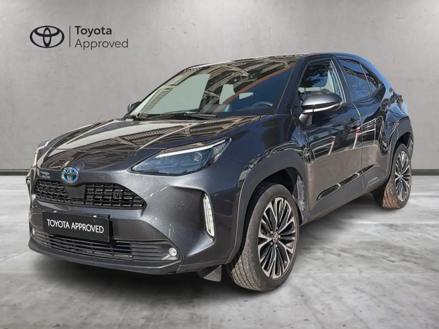 Toyota Yaris Cross Yaris Cross 1.5h Lounge fwd 116cv e-cvt Grigio - 1