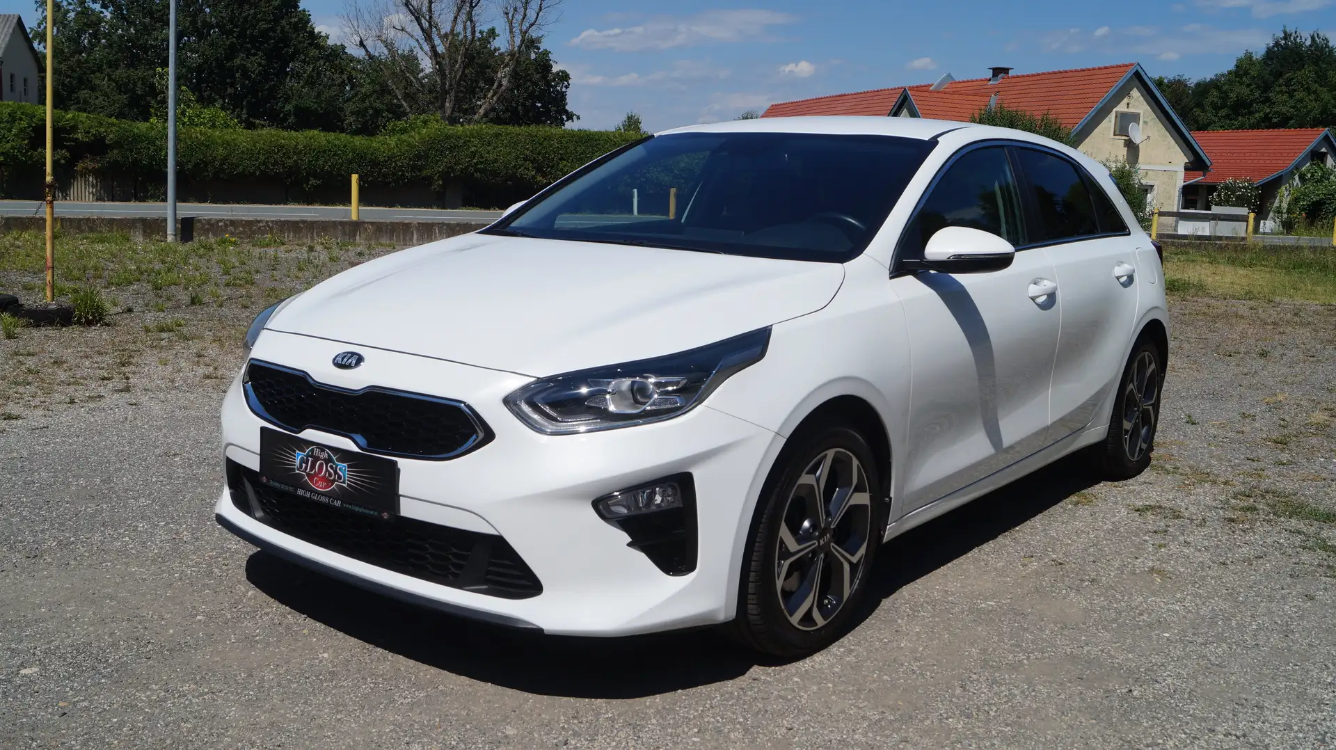 Kia Ceed / cee'd 1,5 T-GDI Gold, GARANTIE BIS 05.2028, UNFALLFREI Weiß - 1