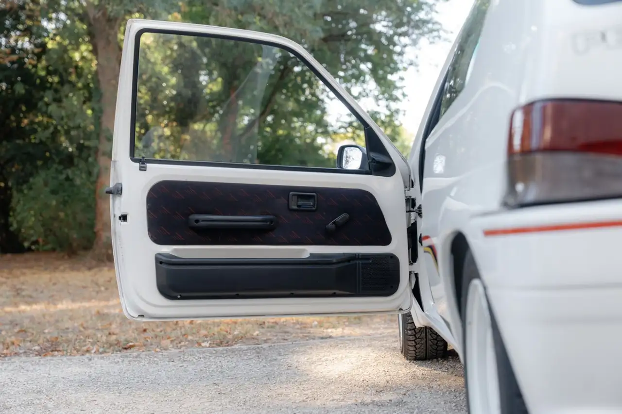 Peugeot 106 Rallye Phase 1 - ETAT CONCOURS - SORTIE DES ATELIERS PEUGEOT, foto 12