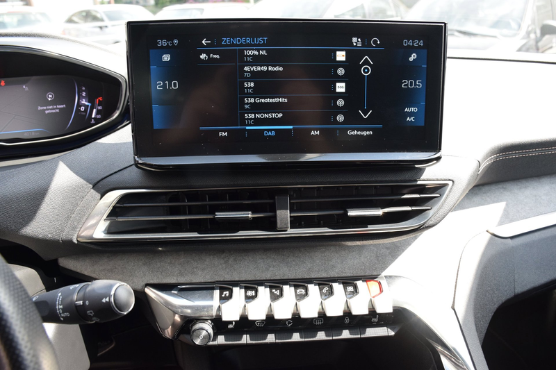 Peugeot 5008 1.2 PureTech GT-Line , Led ,Pano dak, Lederen sp. — photo 34