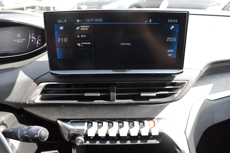 Peugeot 5008 1.2 PureTech GT-Line , Led ,Pano dak, Lederen sp. — photo 35