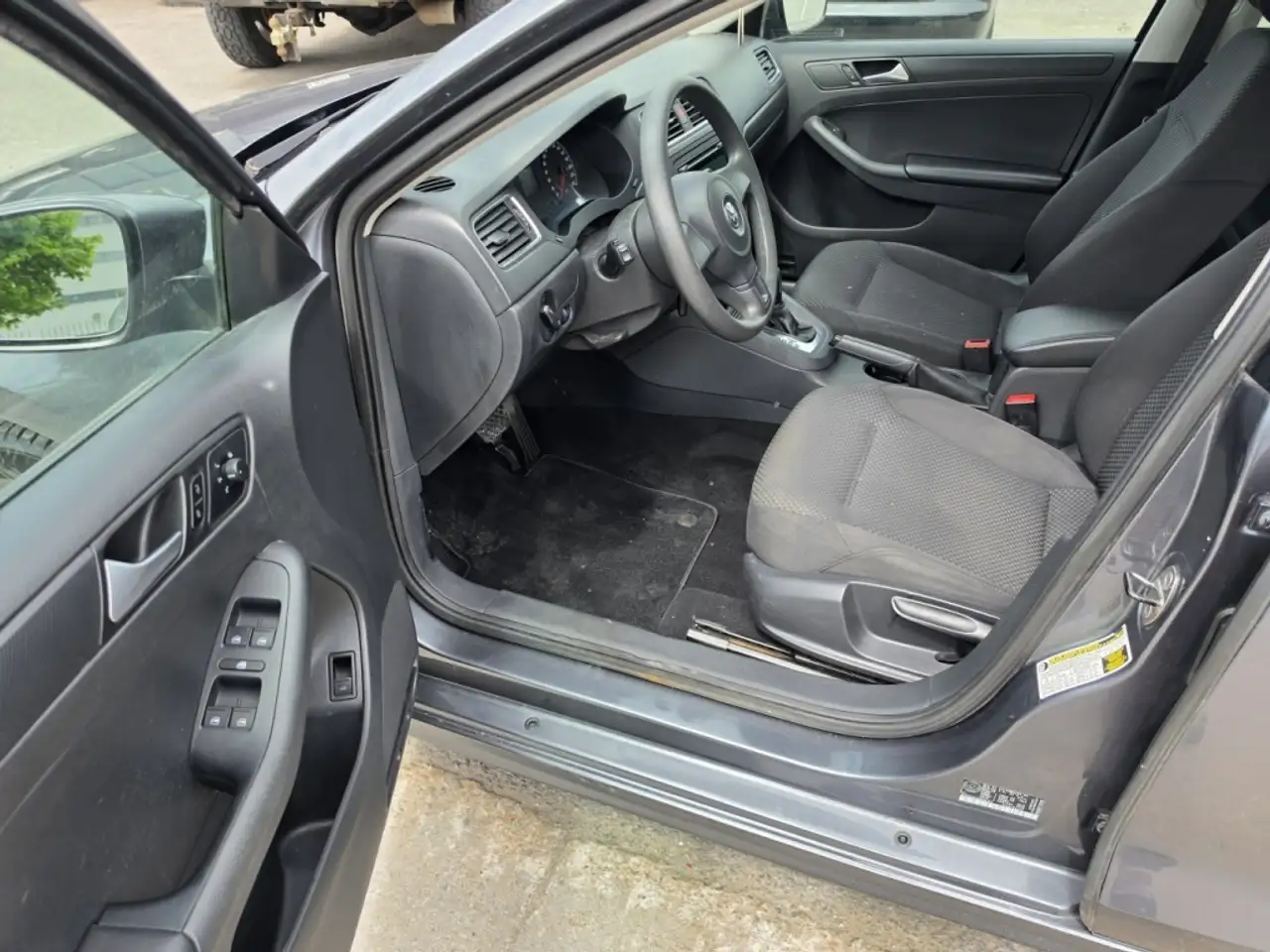 Volkswagen Jetta снимка Volkswagen Jetta
