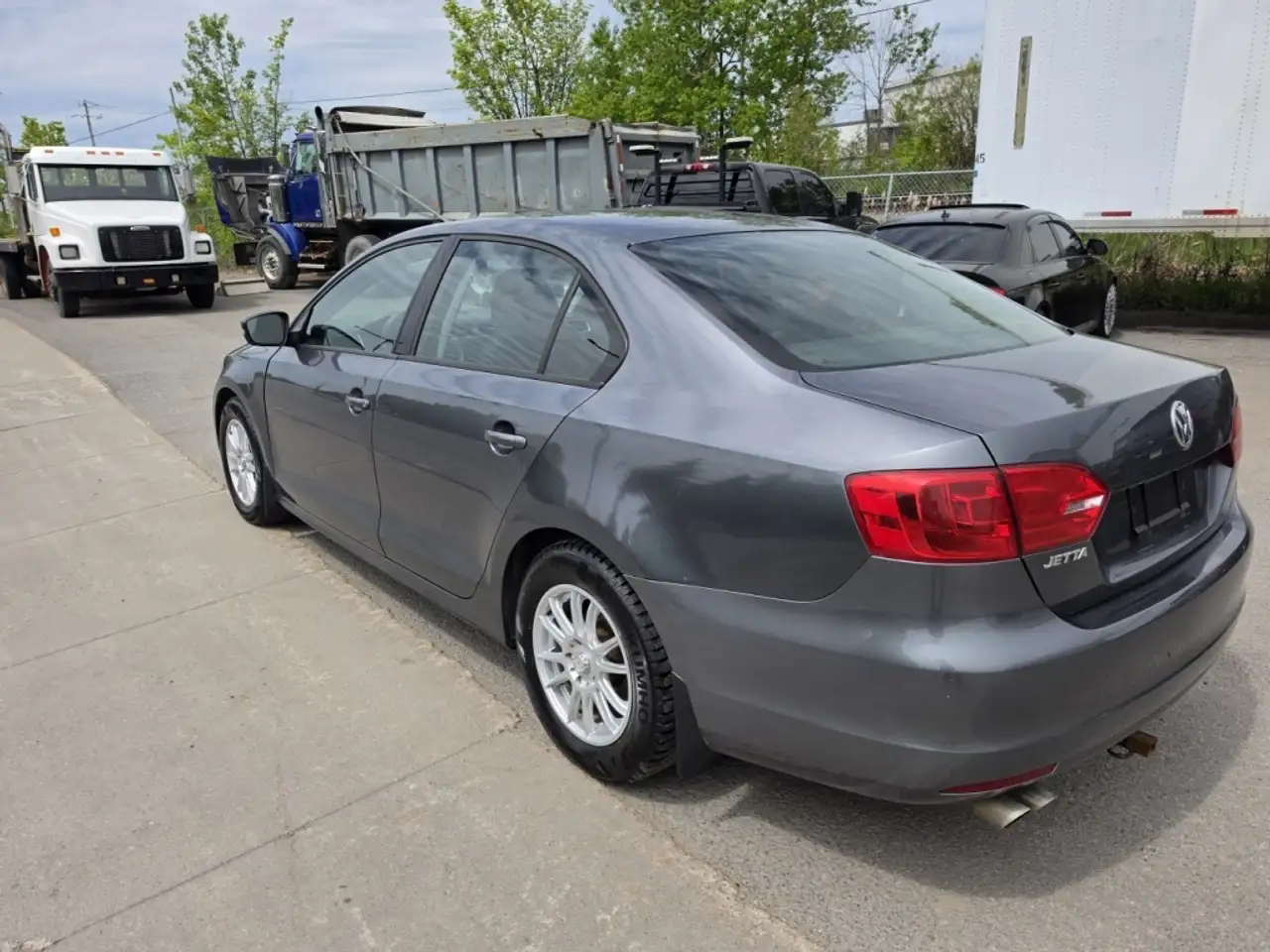 Volkswagen Jetta снимка Volkswagen Jetta