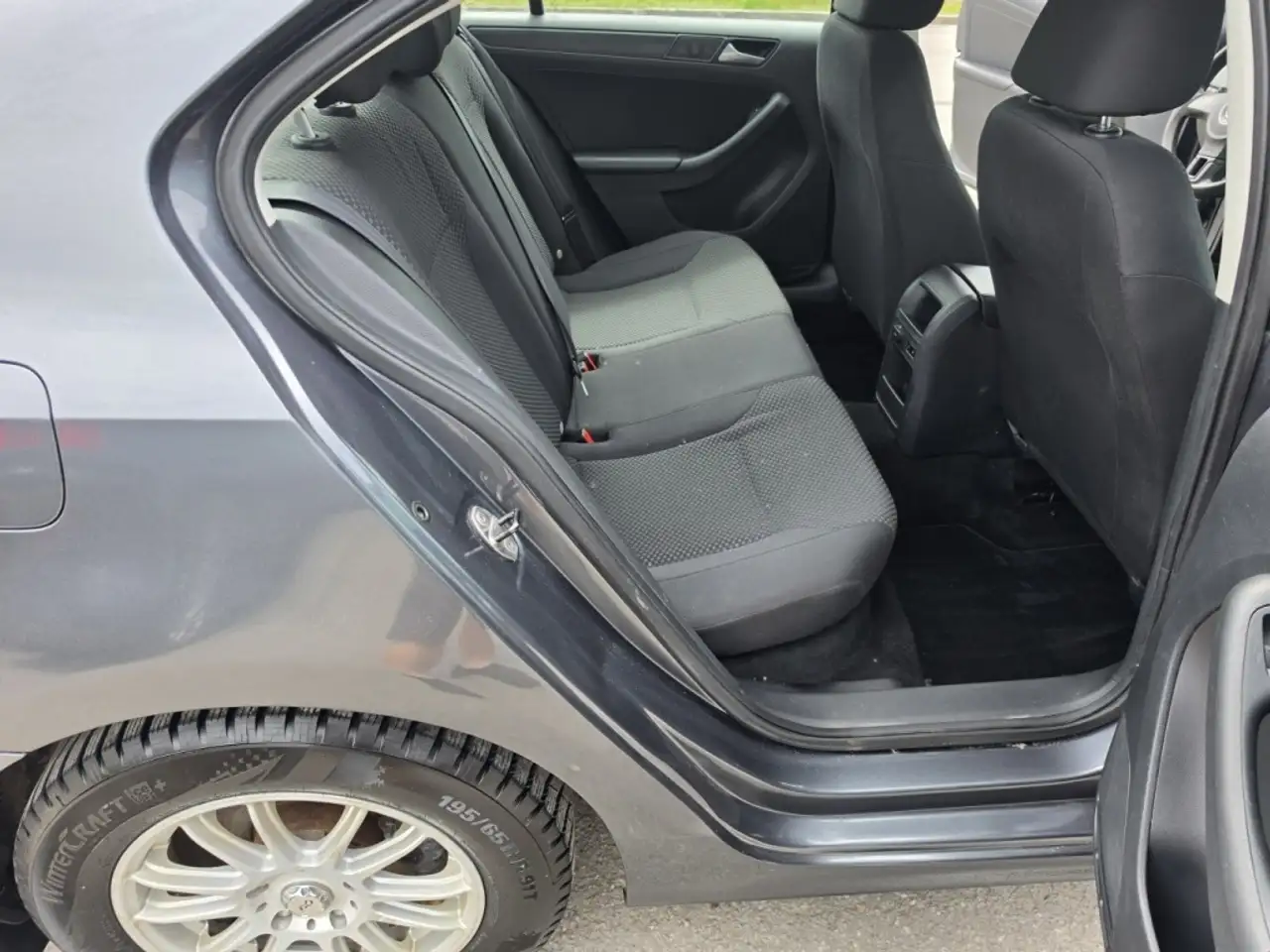 Volkswagen Jetta снимка Volkswagen Jetta