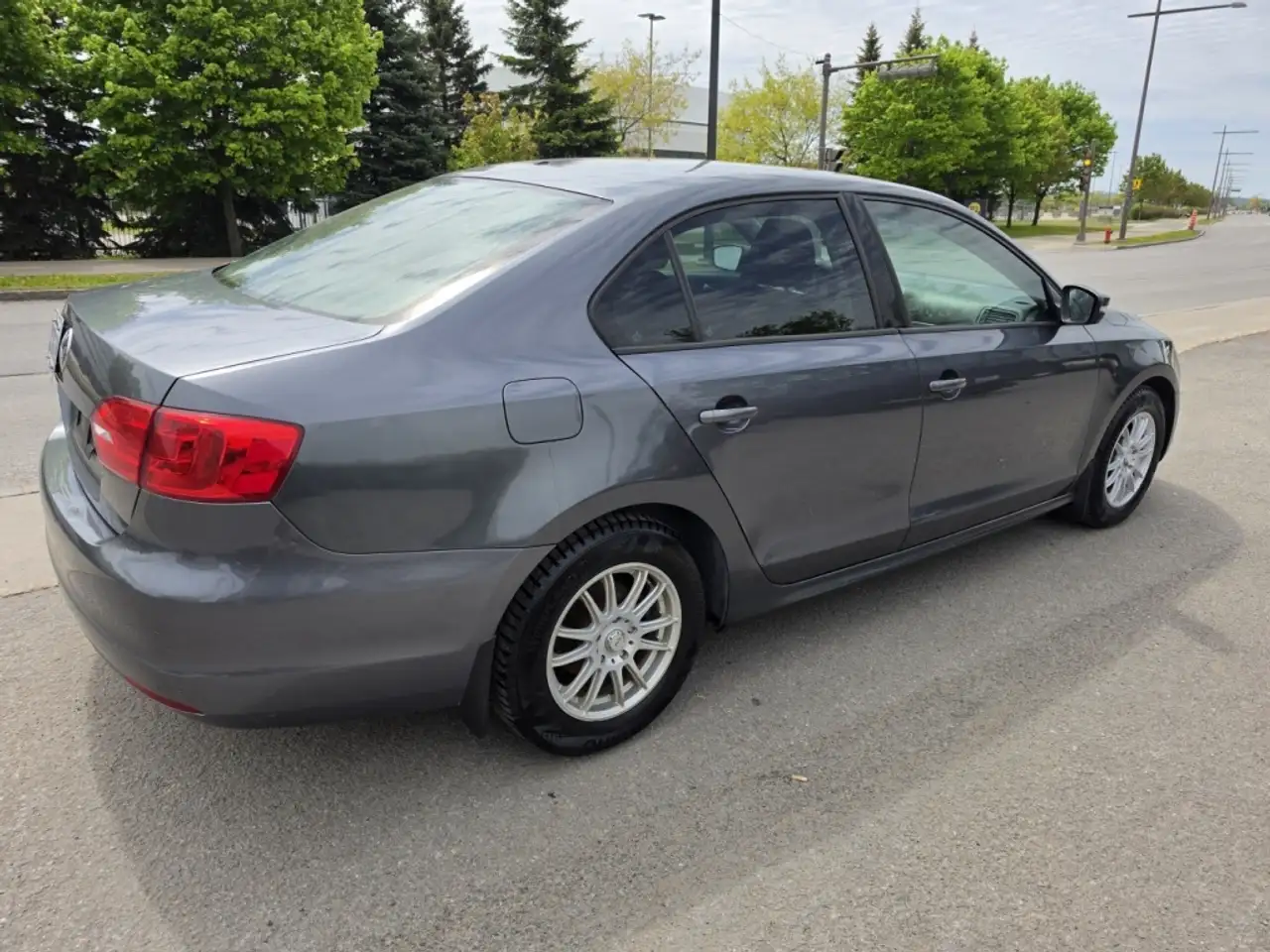 Volkswagen Jetta снимка Volkswagen Jetta