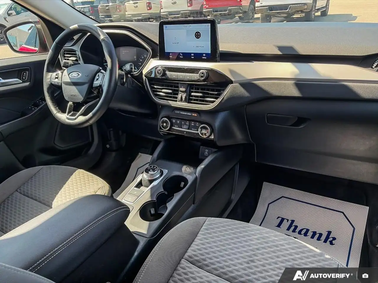 Ford Escape снимка Ford Escape