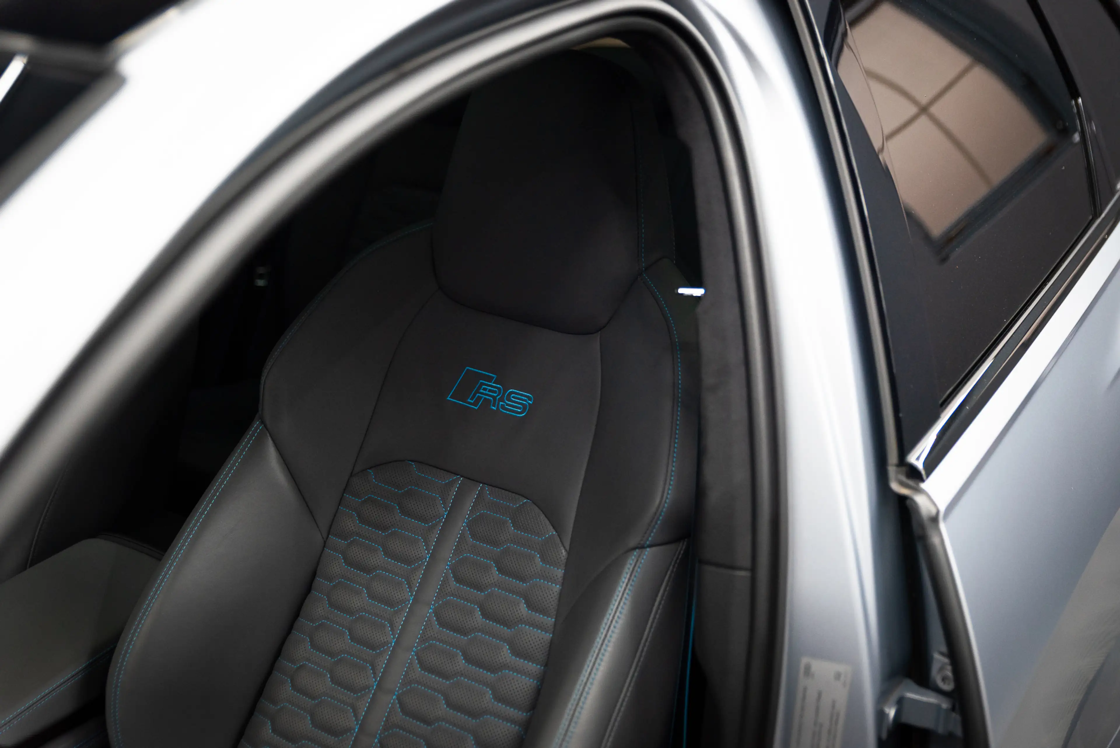 Audi RS6 A6 Avant TFSI quattro Keramisch / Dynamic+ / Exclu — photo 18