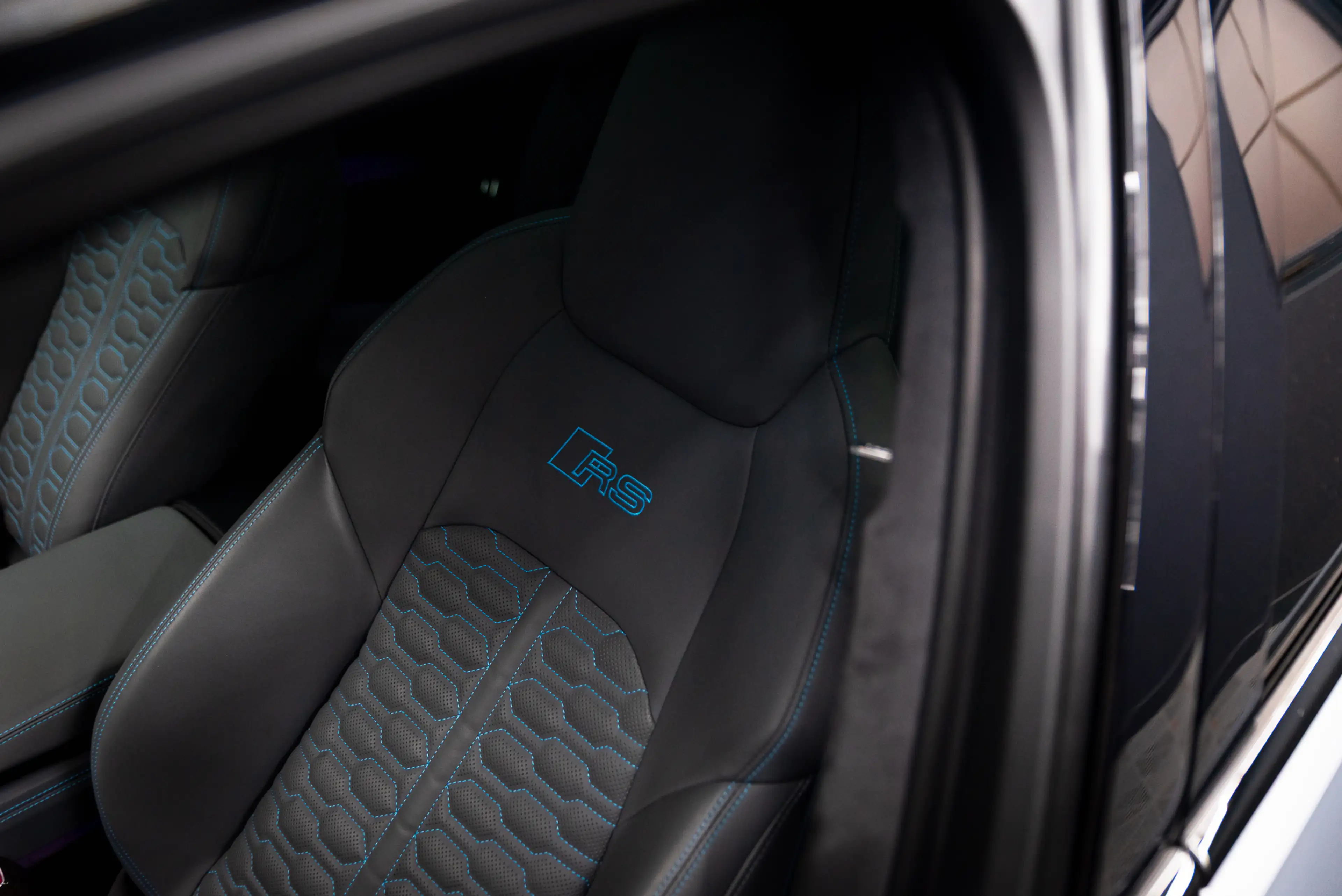 Audi RS6 A6 Avant TFSI quattro Keramisch / Dynamic+ / Exclu — photo 24