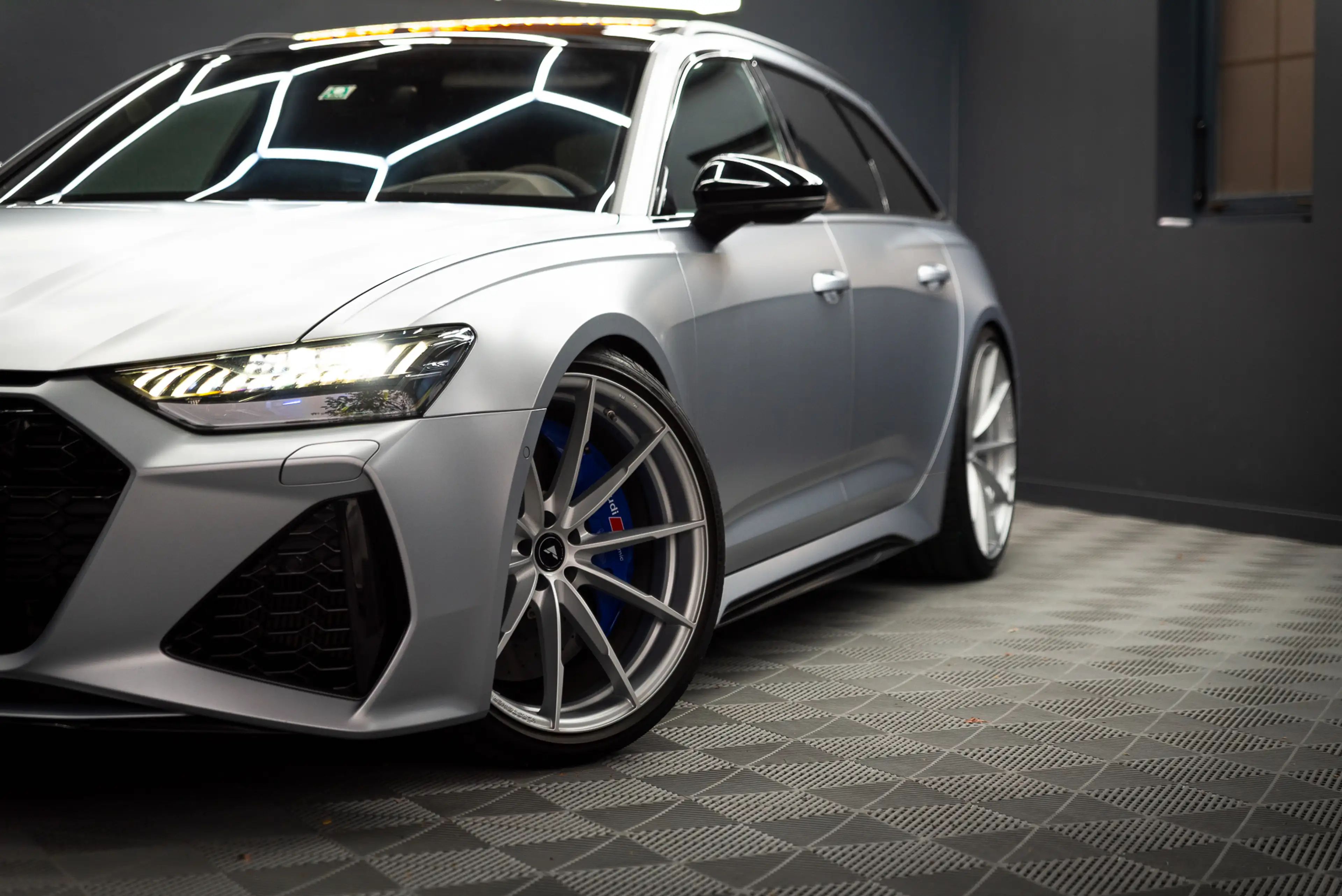 Audi RS6 A6 Avant TFSI quattro Keramisch / Dynamic+ / Exclu — photo 9