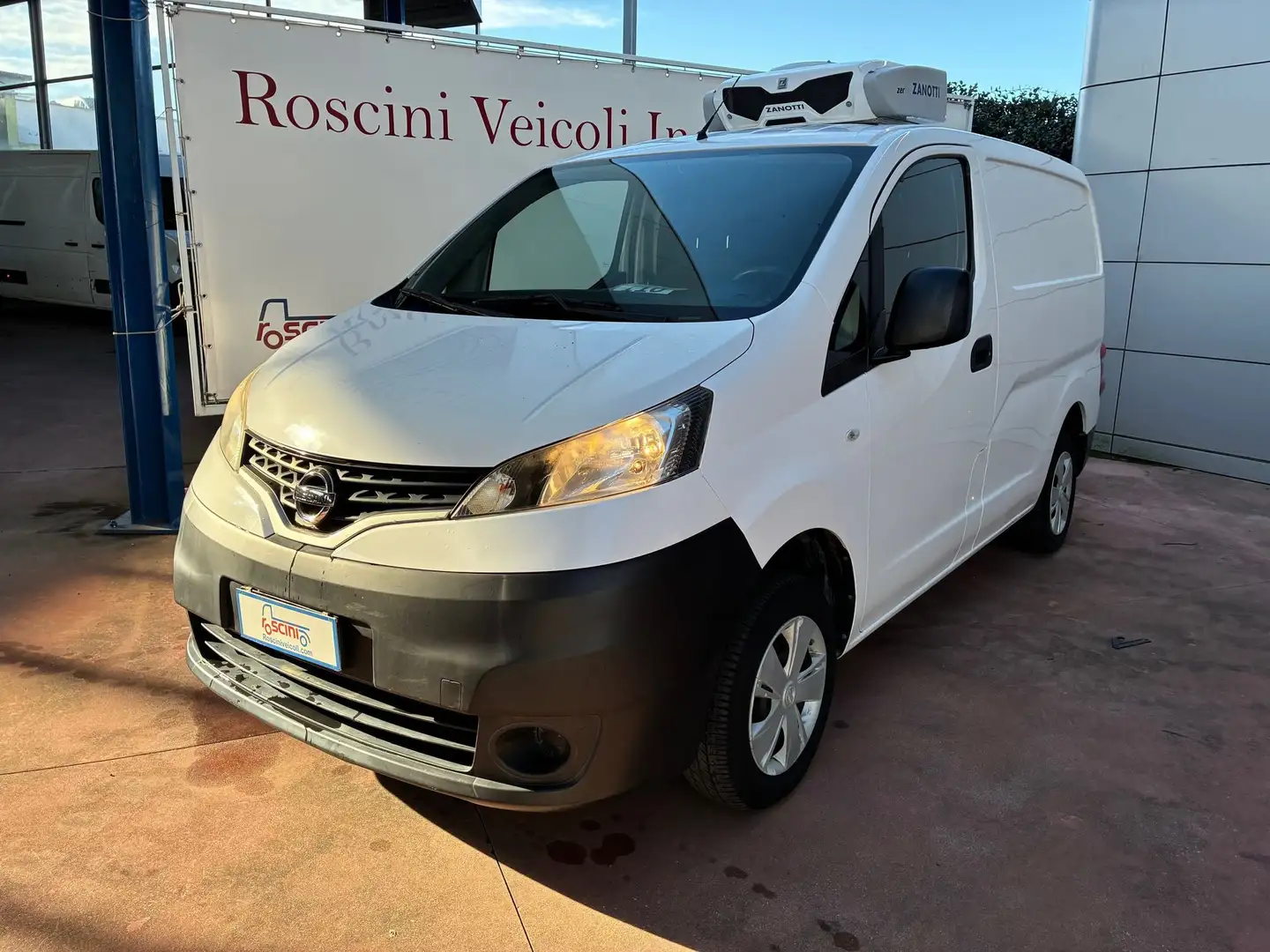 Nissan NV200 isotermico con gruppo frigo Blanc - 2