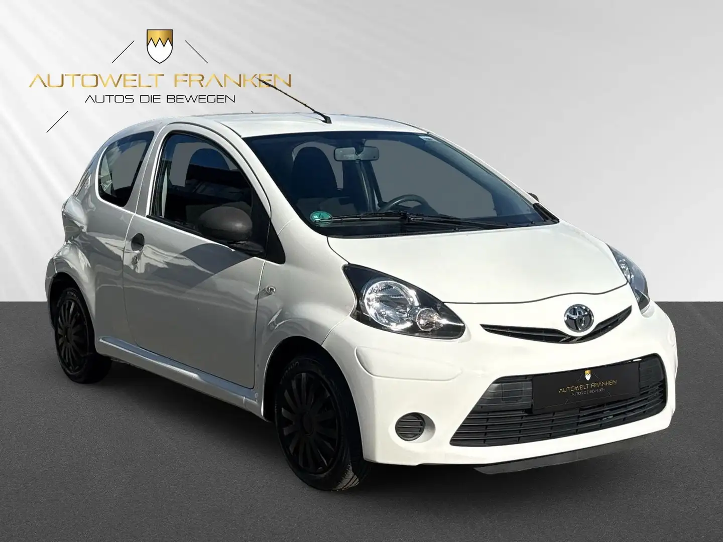 Toyota AYGO *SERVICE NEU*TÜV NEU*GARANTIE* Blanc - 1