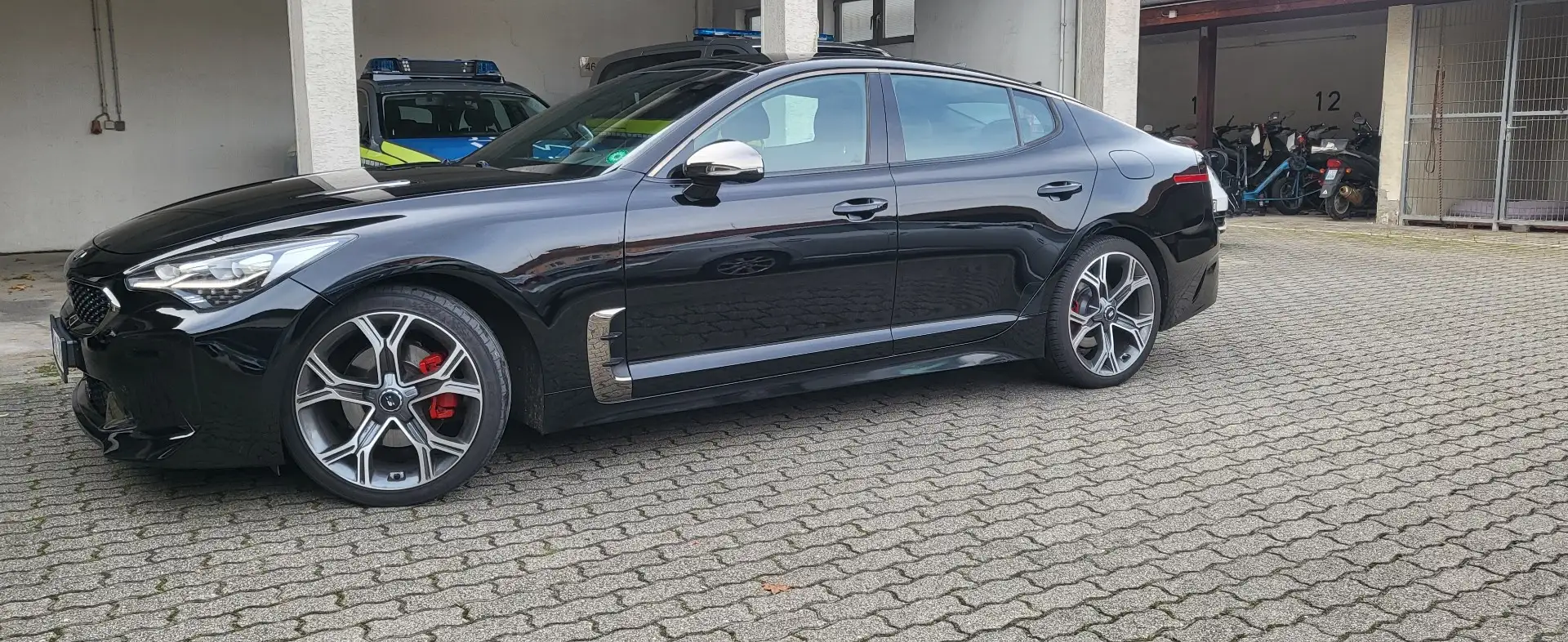 Kia Stinger 2.2 CRDI AWD GT Line - 1