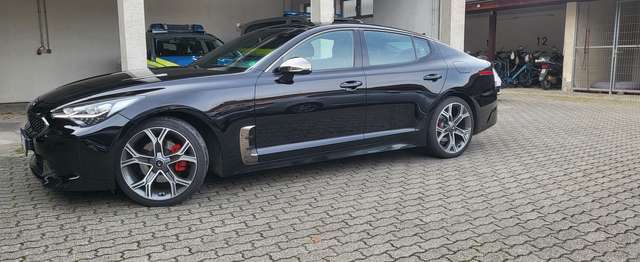 Imagine Kia Stinger 2.2 CRDI AWD GT Line