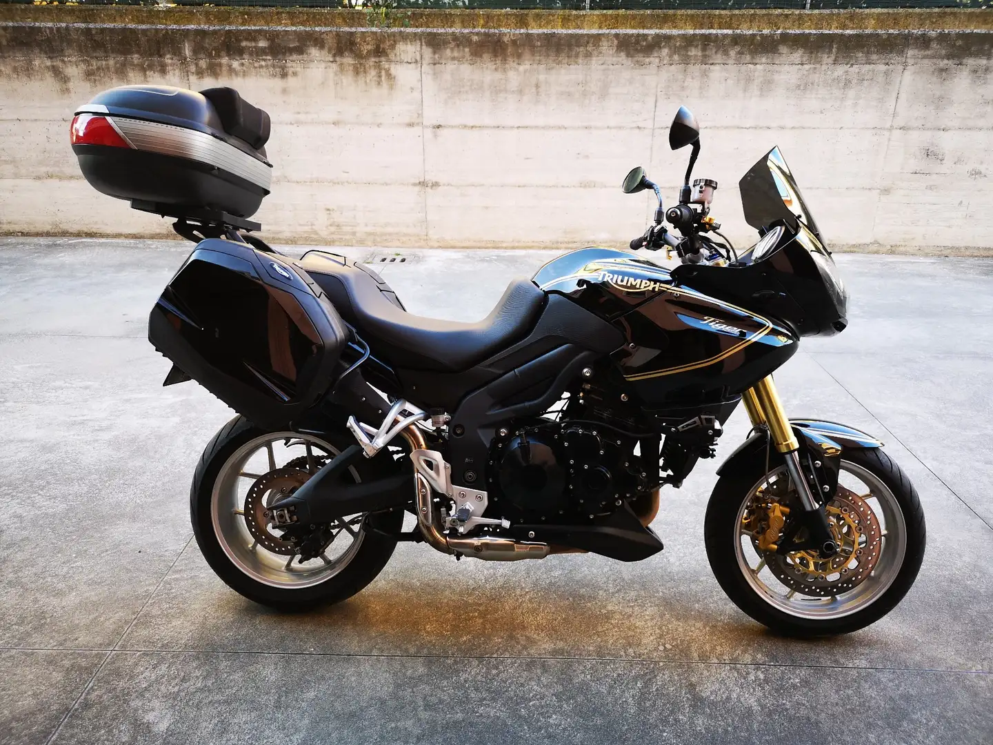 Triumph Tiger 1050 Černá - 2