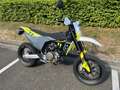 Husqvarna 701 Supermoto Grijs - thumbnail 2