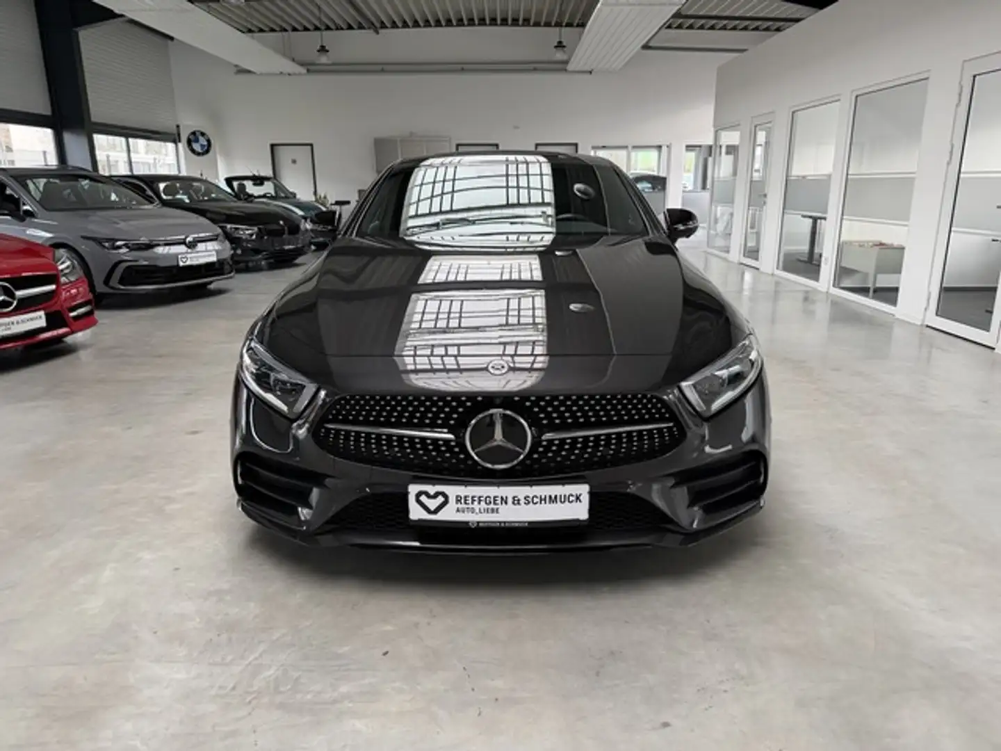 Mercedes-Benz CLS 350 AMG LEDER+MULTIBEAN+WIDE+BURMESTER+DISTR Zwart - 2