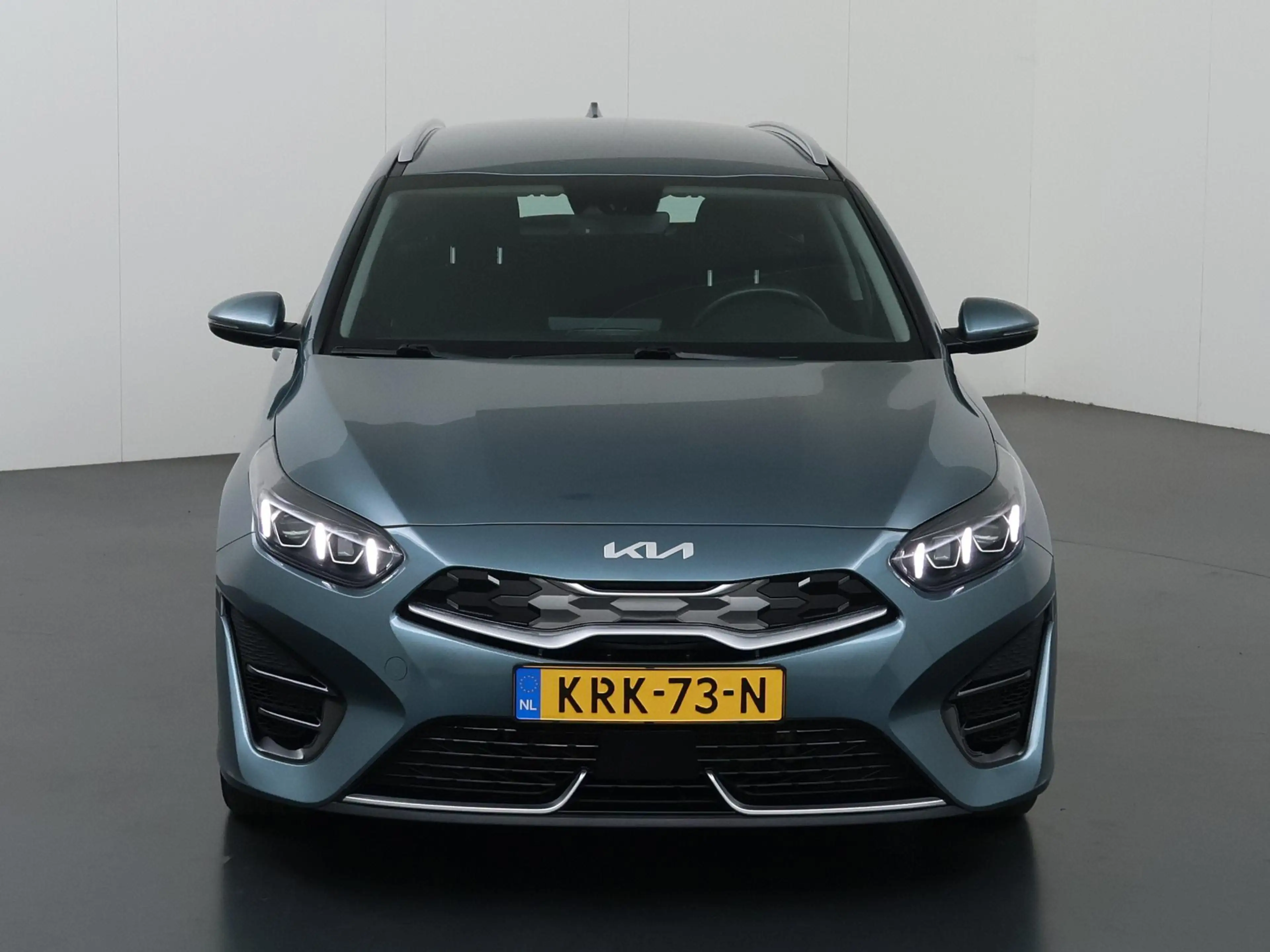 Kia Ceed SW / cee'd SW Sportswagon 1.6 GDI PHEV DynamicPlusLine | Stoel / — photo 3