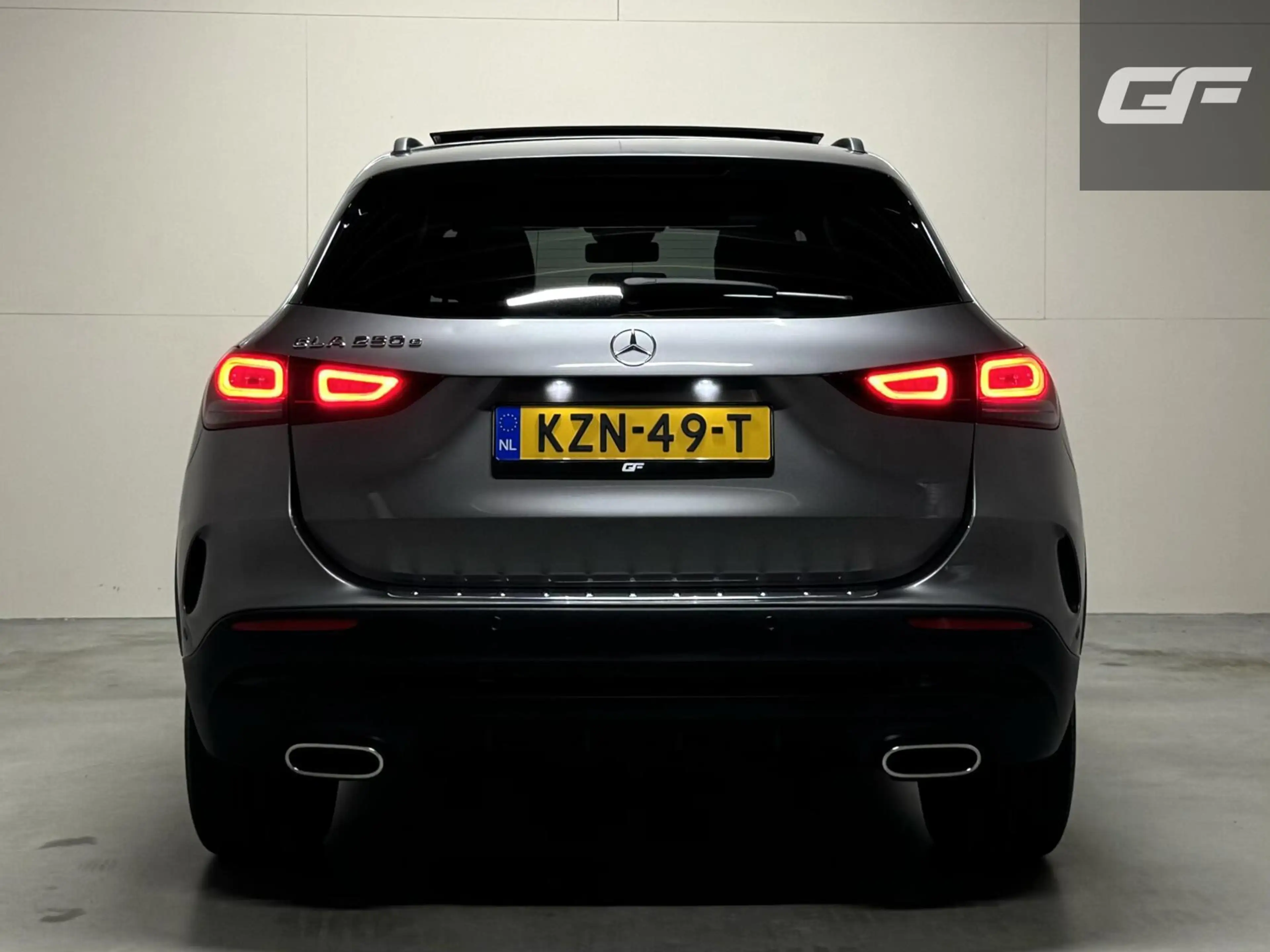 Mercedes-Benz GLA 250 e AMG Line Pano Memory Sfeer Camera — photo 6