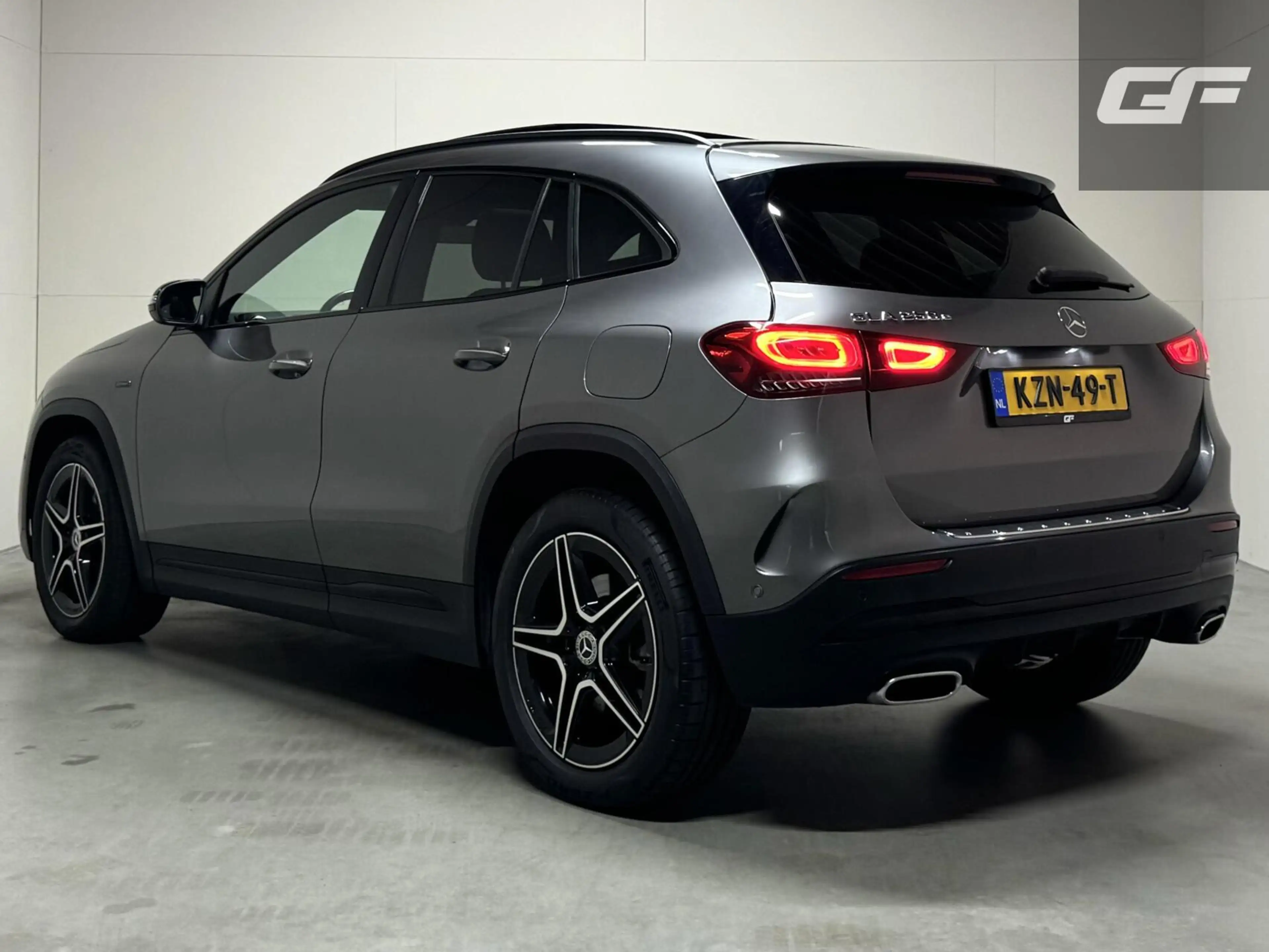 Mercedes-Benz GLA 250 e AMG Line Pano Memory Sfeer Camera — photo 7
