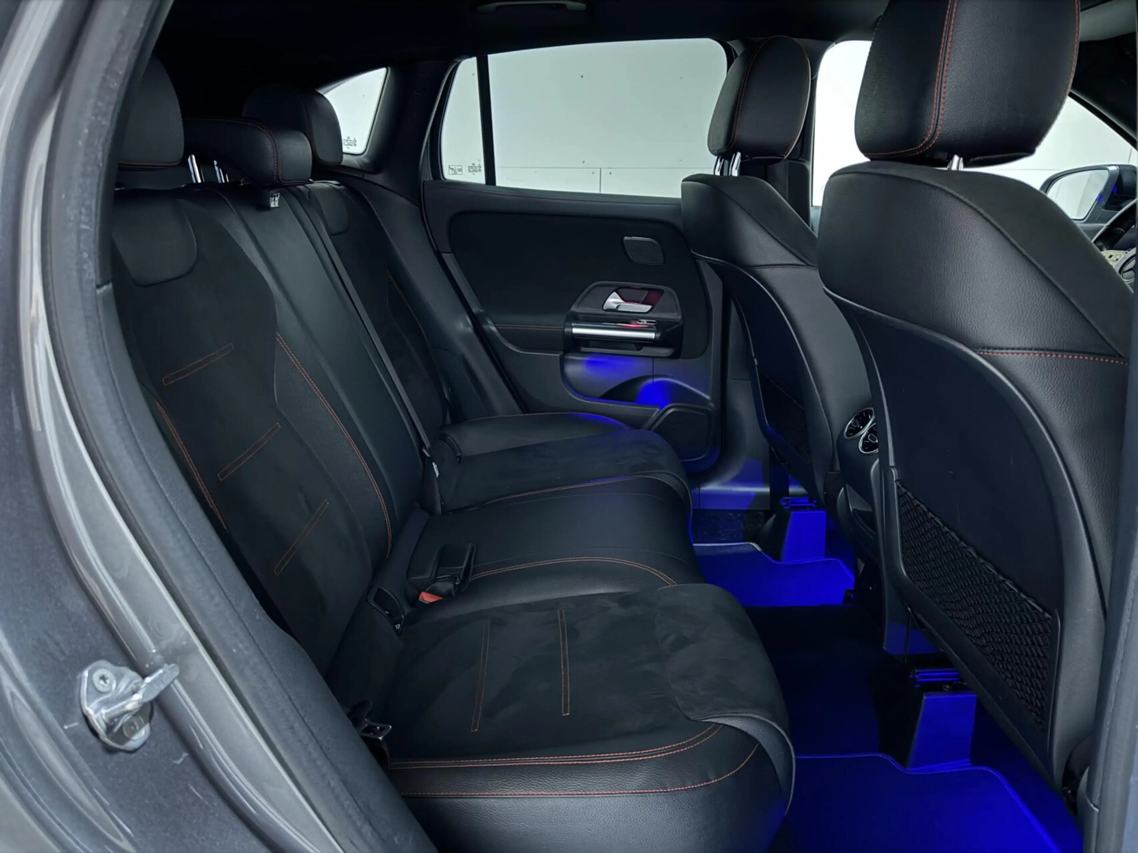 Mercedes-Benz GLA 250 e AMG Line Pano Memory Sfeer Camera — photo 23