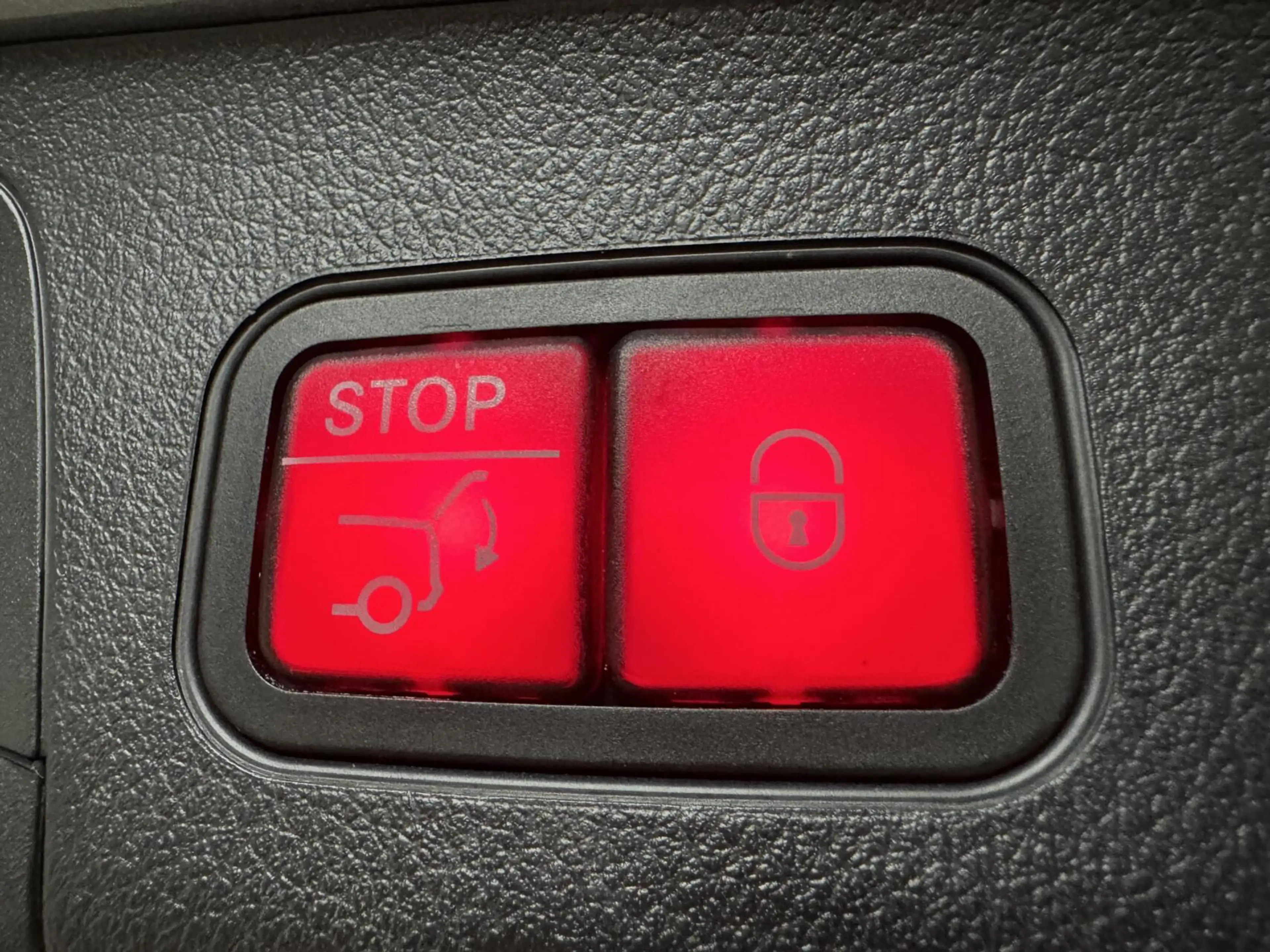 Mercedes-Benz GLA 250 e AMG Line Pano Memory Sfeer Camera — photo 43