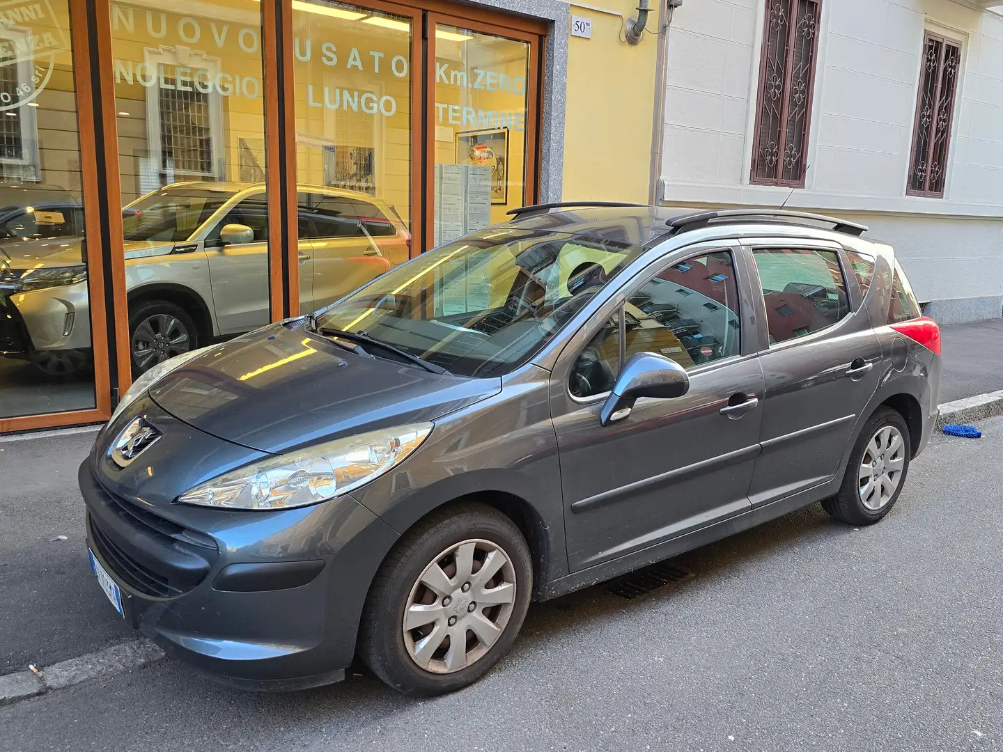 Peugeot 207 207 SW SW 1.6 hdi 16v fap PER COMMERCIANTI Grigio - 2