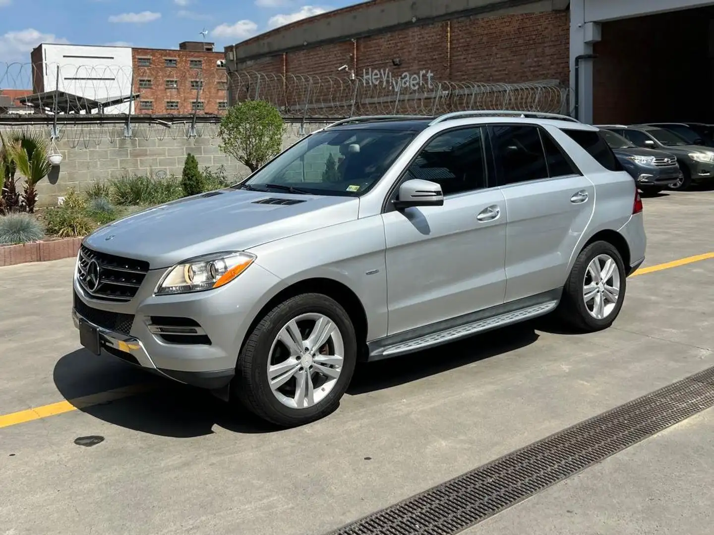 Mercedes-Benz ML 350 FULLY LOADED-4MATIC-ONLY FOR EXPORT OUT OF EUROPE Grigio - 1