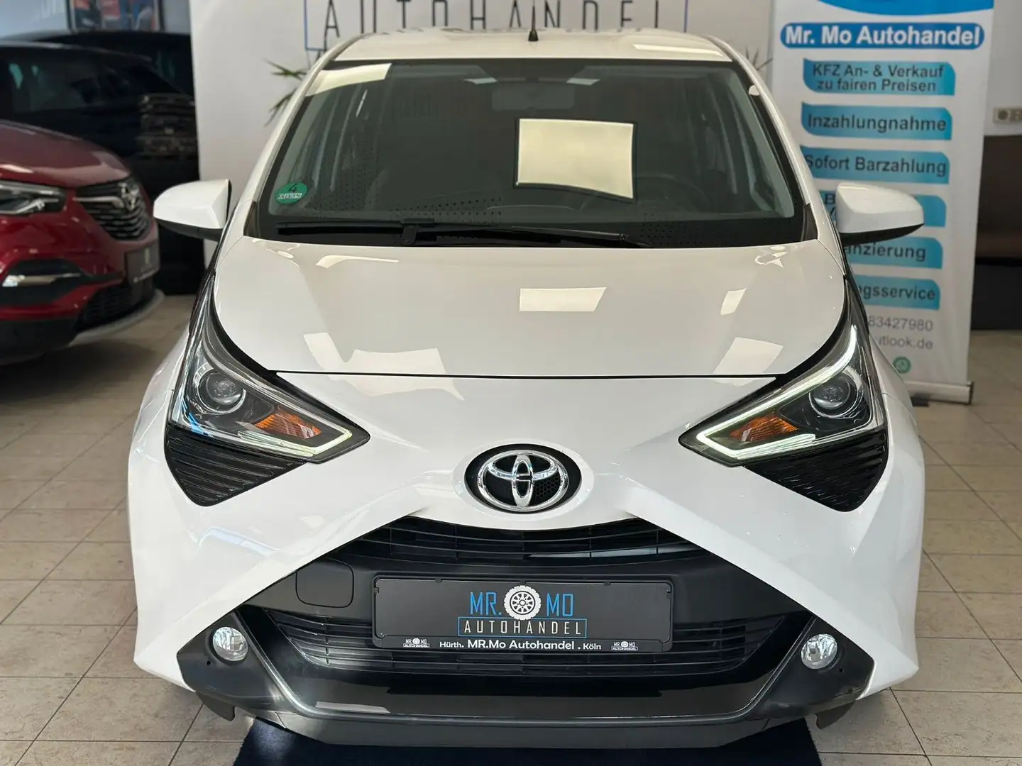 Toyota Sonstige AYGO x-play Team D°Klima°Allwetter°Automatik Weiß - 1